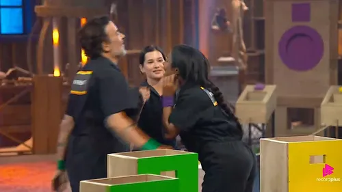 
					A Fazenda 17: Carol Lekker vence a Prova de Fogo e pode mudar a roça
				
				