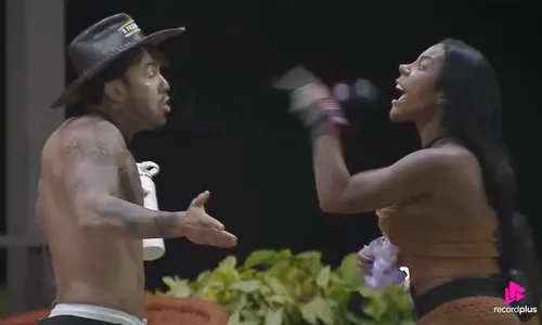 
					A Fazenda 17: Carol briga aos gritos com Wallas e cita Safadão; VÍDEO
				
				