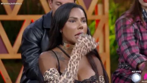 
					A Fazenda 17: Carol surta e Adriane Galisteu perde a paciência ao vivo
				
				