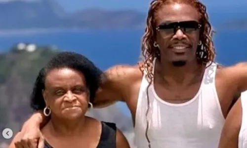 
					A Fazenda 17: Creo descobre estado de saúde da mãe e cai no choro
				
				