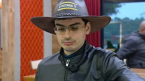 
					A Fazenda 17: Kathy e Duda desmascaram segredo de Saory; veja qual
				
				