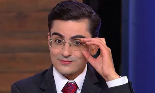 
					Dudu Camargo assina com a Record e tem destino definido após A Fazenda
				
				