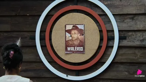 
					A Fazenda 17: Dudu, Saory e aliados 'atiram' em Duda Wendling: 'Baixa'
				
				