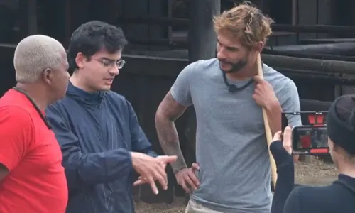 
					A Fazenda 17: Dudu arma com Shia contra aliadas e web reage: 'Judas'
				
				