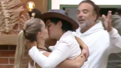 
					A Fazenda 17: Dudu Camargo é o campeão do reality; relembre trajetória
				
				