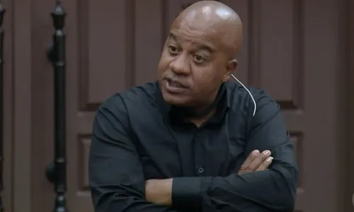 
					A Fazenda: Toninho acorda no jogo e web vibra com alvo: 'Quem diria'
				
				