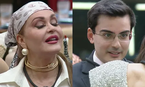 
					A Fazenda: Gaby Spanic recebe lambida de Dudu Camargo e web enlouquece
				
				