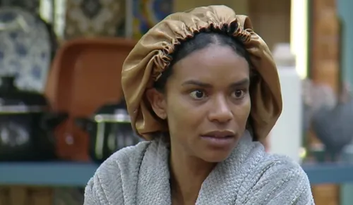 
					A Fazenda 17: Kathy revela motivo de não comprar briga de Carol
				
				