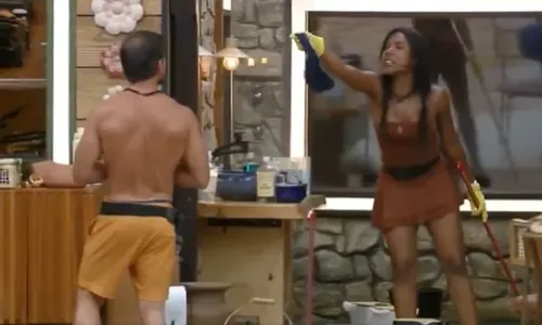 
					A Fazenda 17: Mesquita acorda na reta final, mas sai como planta
				
				