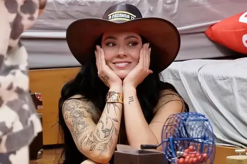 
					A Fazenda 17: Rayane define alvo e revela quem vai indicar na 1ª Roça
				
				