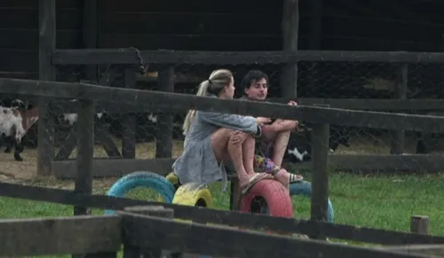 
					A Fazenda 17: Saory desabafa com Dudu e revela armação contra alvo
				
				