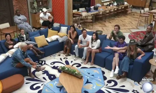 
					A Fazenda 17: Saory detona Record após bronca de Galisteu: 'Absurdo'
				
				