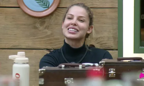 
					Resumo A Fazenda 17: Saory debocha de Michelle, Shia surta e Dudu muda
				
				