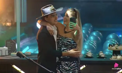 
					Quem é Suyane Pessoa, jornalista que causou crise entre Saory e Dudu
				
				