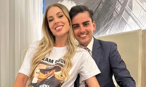 
					A Fazenda: Saory surpreende com declaração para Dudu Camargo na Record
				
				