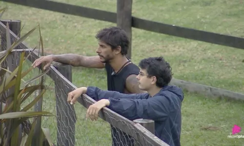 
					A Fazenda 17: Shia arma golpe contra Dudu após acusação de Michelle
				
				