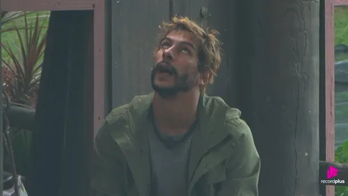 
					A Fazenda 17: Shia é pego na mentira e ameaça rivais: 'Vou acabar'
				
				