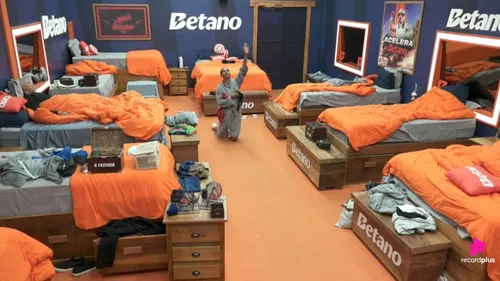 
					A Fazenda 17: Walério cobra julgamento para Dudu e detona: 'Psicopata'
				
				