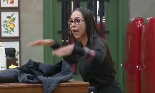 
					Resumo A Fazenda: Yoná expõe plano, Gui reclama e Galisteu faz pedido
				
				