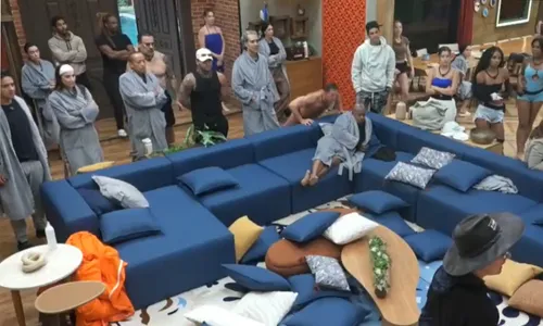   					Enquete A Fazenda 17: namorada de Belo dá show e se torna favorita  				  				
