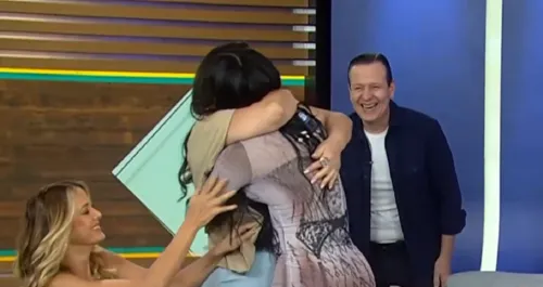 
					A Fazenda 17: mãe de Rayane leva tombo e namorada de Belo cai no choro
				
				