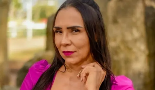 
					A Fazenda 2025: quem é Yoná Sousa, a caótica do Ilhados com a Sogra
				
				