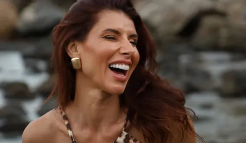 
					A Fazenda 2025: vaza lista bombástica com participantes; veja nomes
				
				