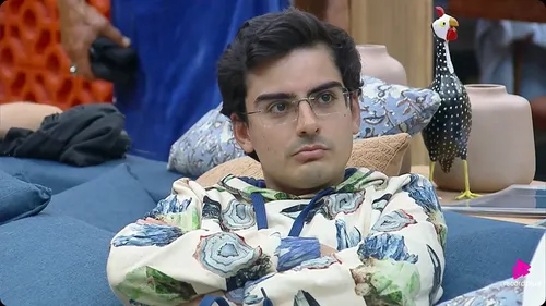 
					A Fazenda 17: enquete revela disputa acirrada entre favorito e rival
				
				