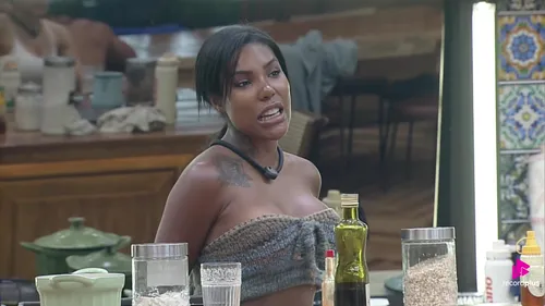 
					A Fazenda: Carol se mete em briga e faz acusações pesadas contra Maria
				
				