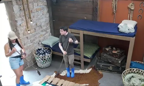 
					A Fazenda: Dudu Camargo e Yoná se desentendem e trocam farpas: 'Falsa'
				
				