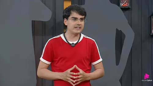 
					Enquete A Fazenda 17: Dudu humilha rivais com recorde no Super Paiol
				
				