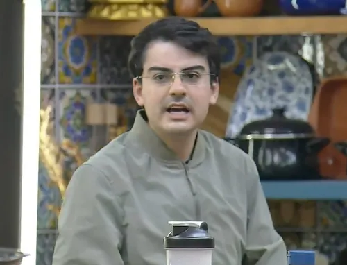 
					Resumo A Fazenda 17: Dudu acusa Saory, Carol se revolta e Yoná detona
				
				