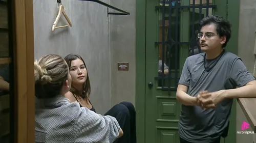 
					A Fazenda: Maria sofre acidente e Record não mostra cena; veja resgate
				
				