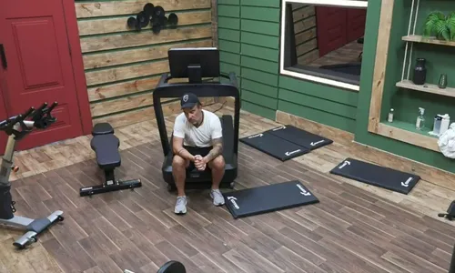 
					A Fazenda 17: Fabiano assusta Mesquita com armadilha de Duda
				
				