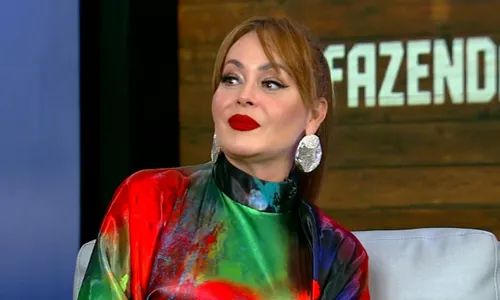 
					A Fazenda: Gaby Spanic escolhe lado em briga e web detona: 'Tão burra'
				
				