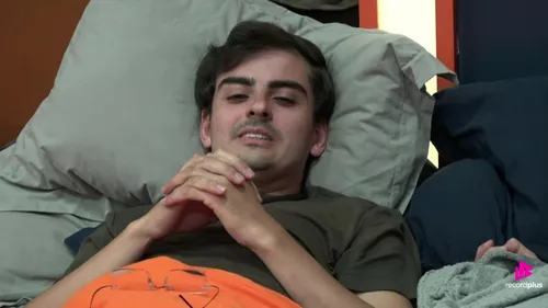 
					A Fazenda 17: Carol sugere eliminação de Saory e aponta traição
				
				