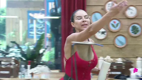 
					A Fazenda: Tamires detona Rayane e sugere 'filme pornô': 'Pervertida'
				
				