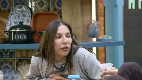 
					A Fazenda: Martina é humilhada em briga com jornalista: 'Desceu nível'
				
				