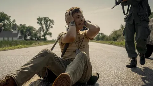 
					A Longa Marcha: Caminhe ou Morra: filme adapta livro de Stephen King
				
				