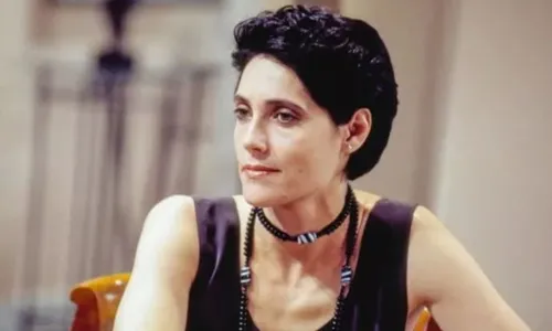 
					'A Viagem': 5 motivos para odiar a protagonista Diná
				
				