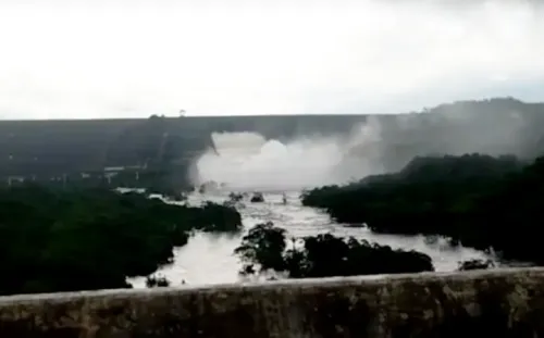 
					Abastecimento de água será suspenso em Salvador e 12 cidades; veja
				
				