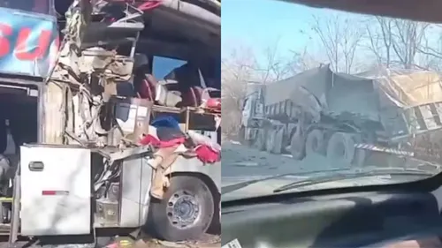   					Acidente entre ônibus e carreta deixa um morto e cinco feridos na BA  				  				