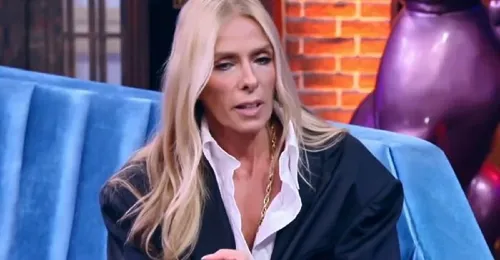 
					Adriane Galisteu dá entrada às pressas em emergência; saiba detalhes
				
				