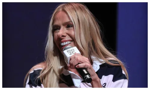 
				
					Adriane Galisteu surpreende e revela projeto com concorrente da Record
				
				