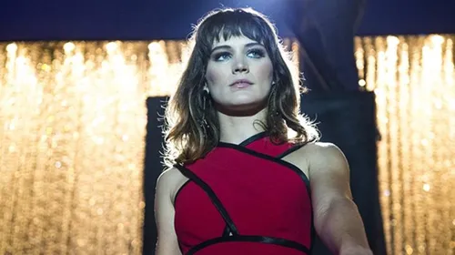 
					Globo resgata Bibi Perigosa e Angel em novas novelas; entenda
				
				