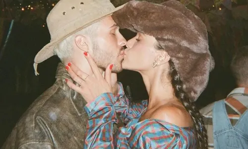 
					Além de Danilo Mesquita: relembre os amores de Bruna Marquezine
				
				