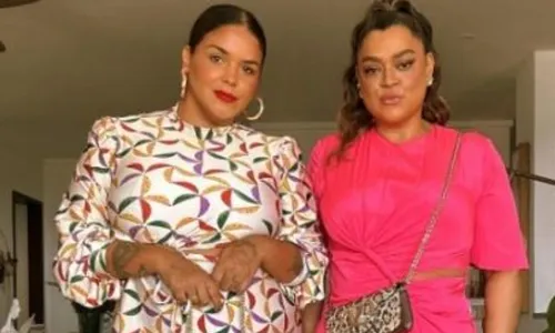 
				
					Amiga de Preta Gil parou de trabalhar para cuidar da cantora nos EUA
				
				