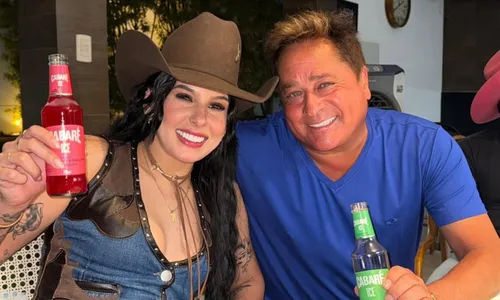 
					Com cheiro no cangote, Ana Castela curte noite íntima com Zé Felipe
				
				