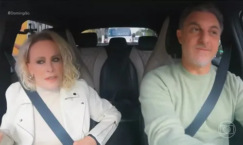 
					Ana Maria Braga comete gafe com Walcyr Carrasco no 'Mais Você'; vídeo
				
				