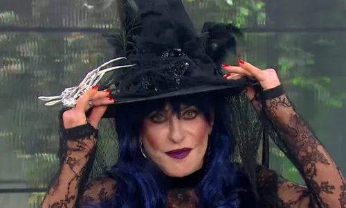 
					Ana Maria surpreende com dança 'assustadora' de Halloween; veja look
				
				